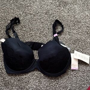 *NEW* 34D black candie’s bra